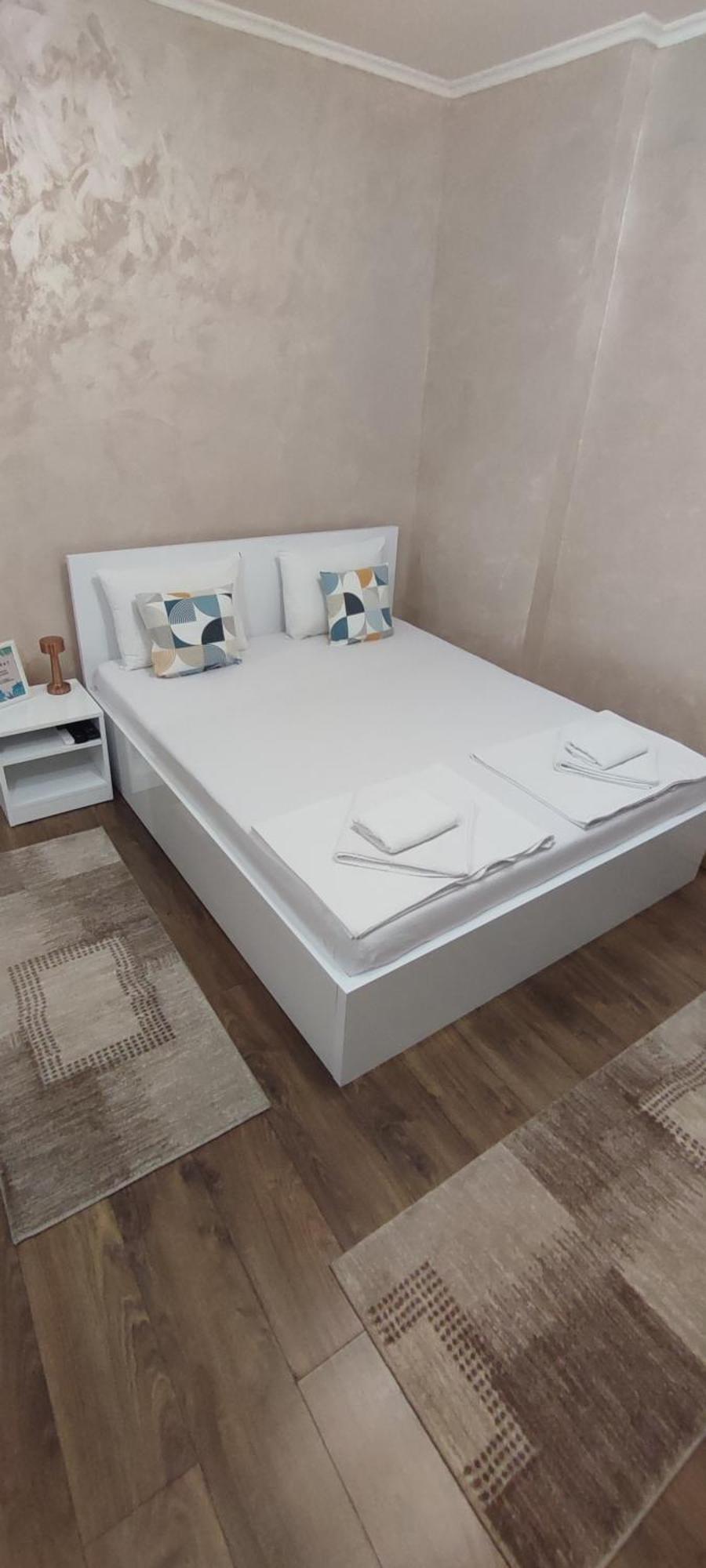 Menrat Apartment Novi Sad Exterior photo